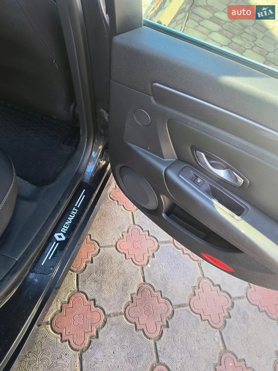 2010 Renault Laguna - мініатюра 14