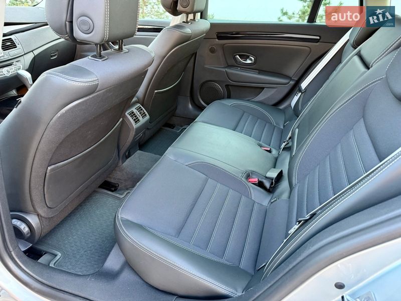 Универсал Renault Laguna 2011 в Луцке