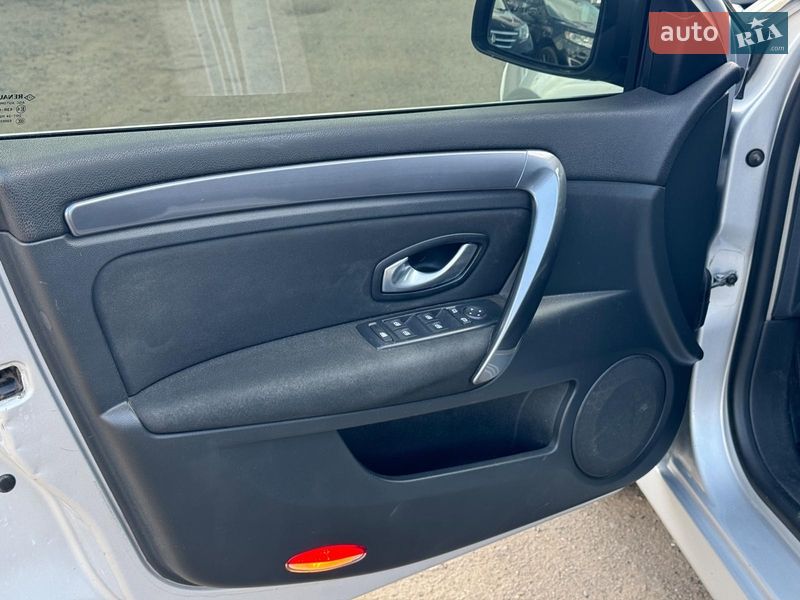 Лифтбек Renault Laguna 2010 в Виннице