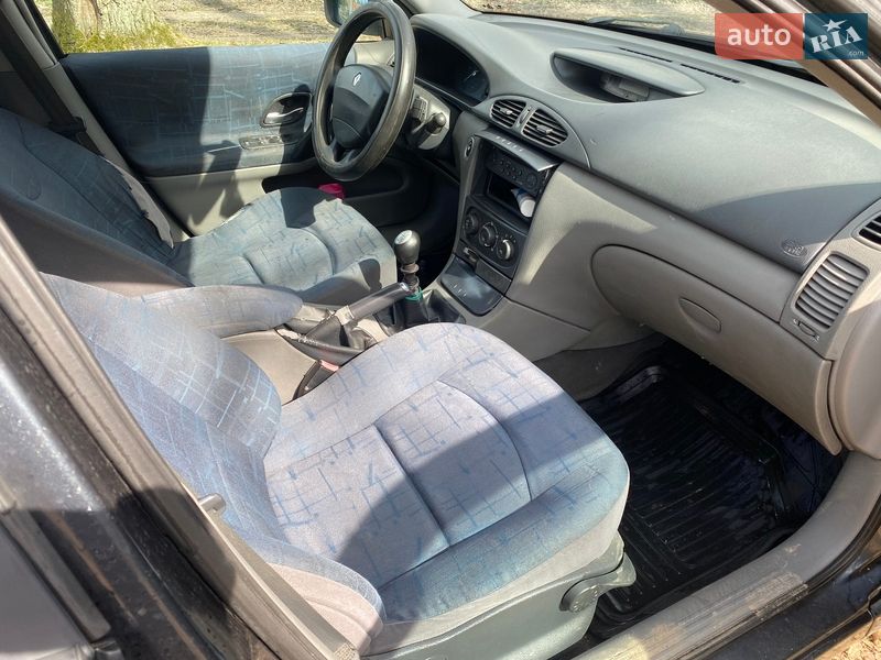 Универсал Renault Laguna 2002 в Олевске фото 8 Универсал Renault Laguna 2002 в Олевске