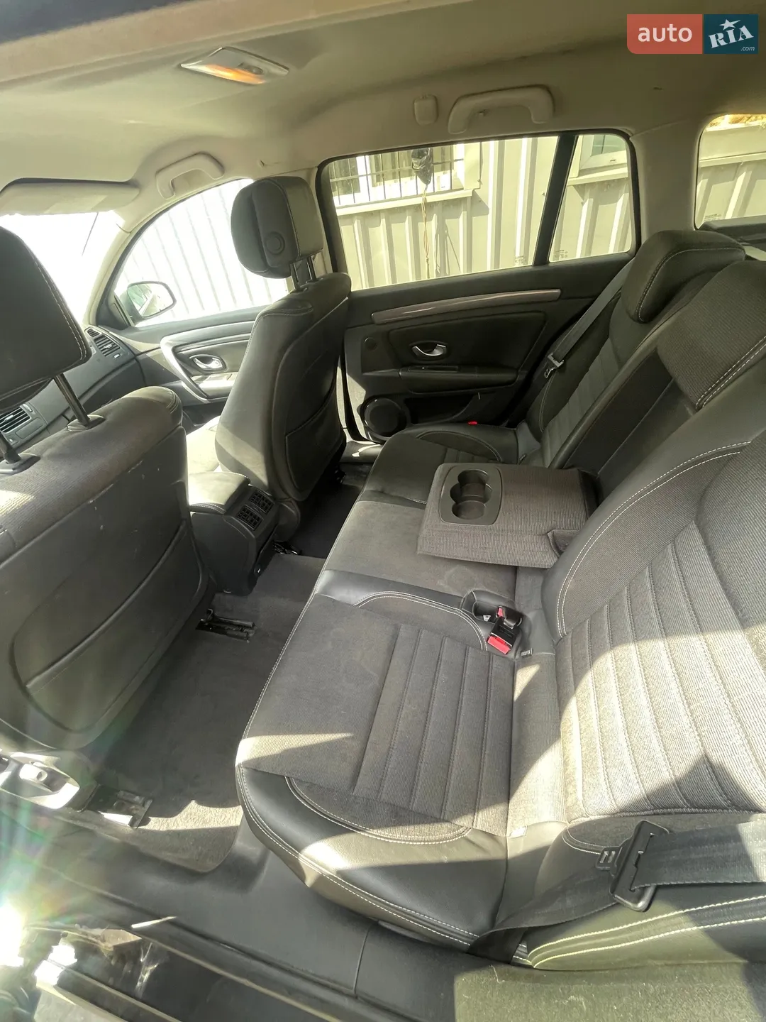 2010 Renault Laguna - мініатюра 34