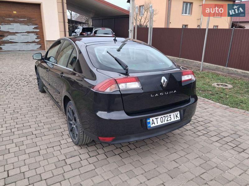Лифтбек Renault Laguna 2009 в Калуше