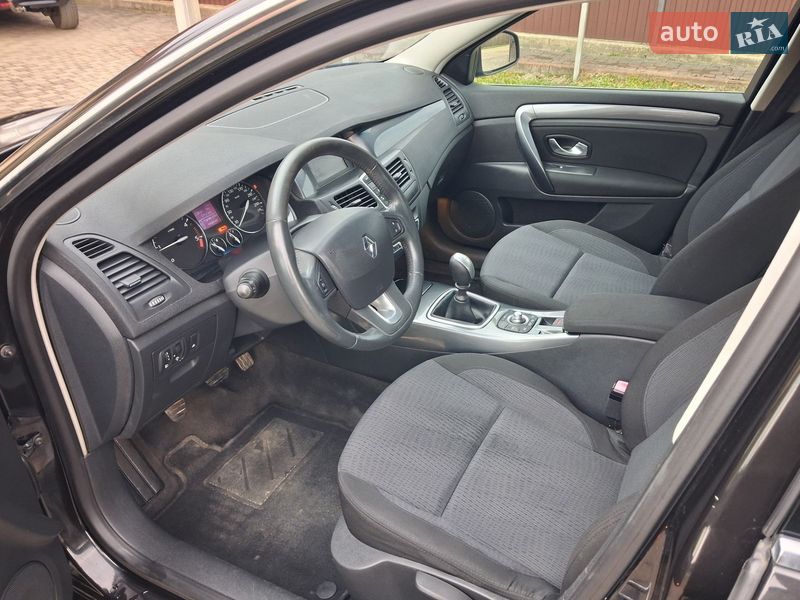 Лифтбек Renault Laguna 2009 в Калуше