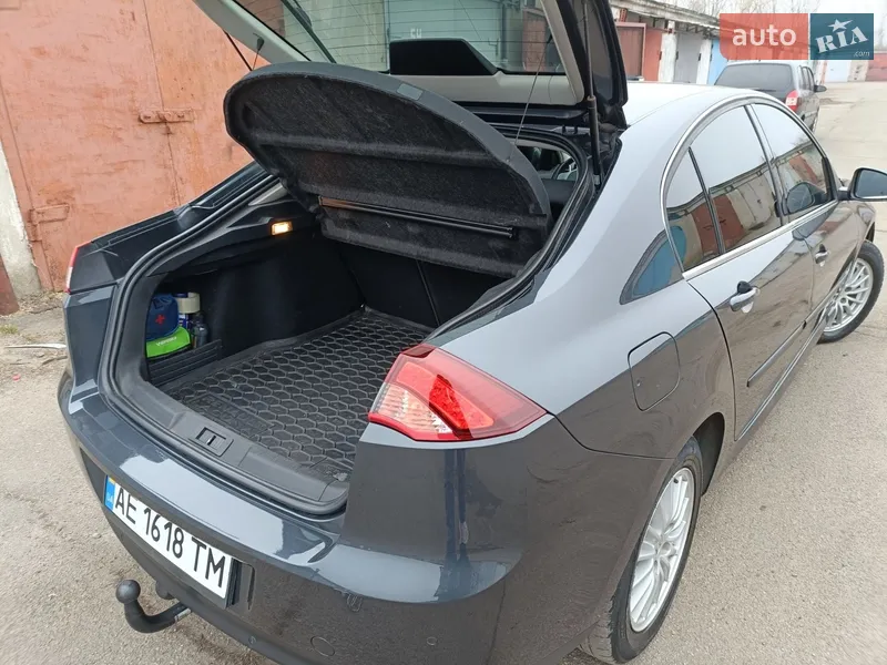 Renault Laguna 2011 VIN VF1BT1R0645118660 фото оголошення 26 з 77