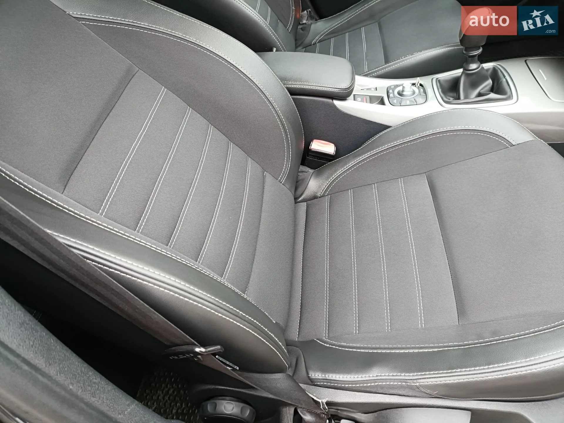 2011 Renault Laguna - мініатюра 35