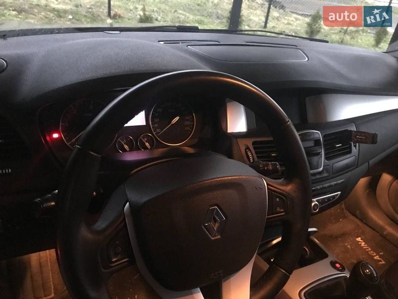 Лифтбек Renault Laguna 2008 в Дрогобыче