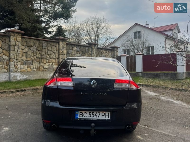 Лифтбек Renault Laguna 2007 в Львове