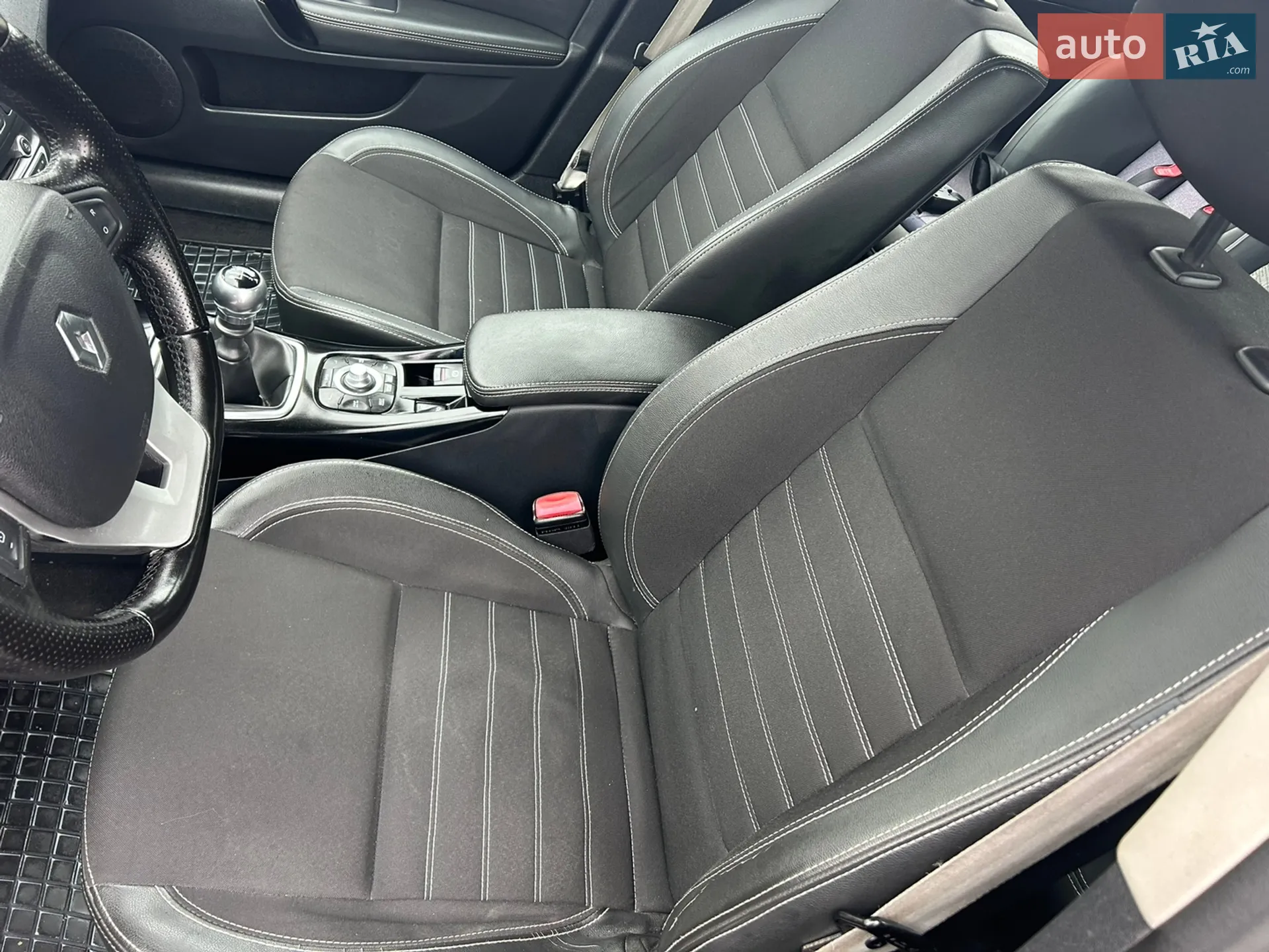 2013 Renault Laguna - мініатюра 30