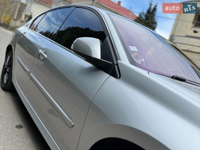 Лифтбек Renault Laguna 2011 в Одессе