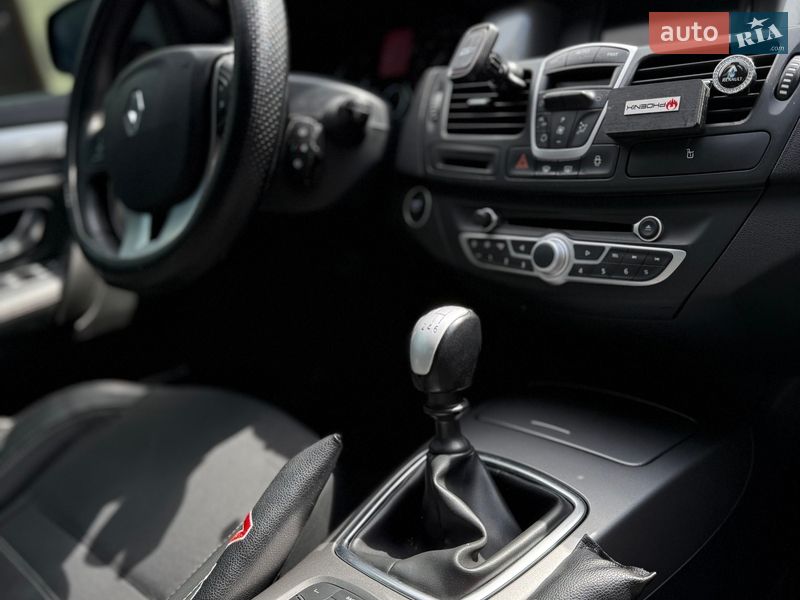 Лифтбек Renault Laguna 2011 в Одессе