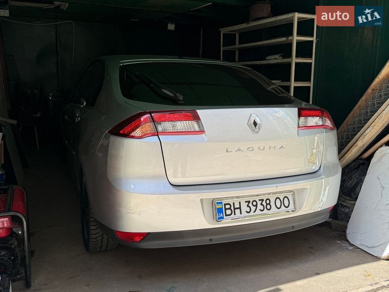 Лифтбек Renault Laguna 2011 в Одессе