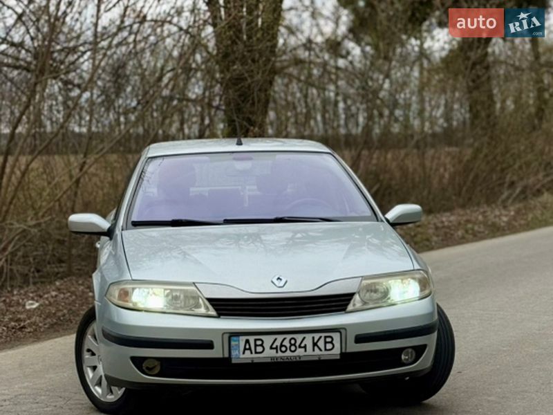 Ліфтбек Renault Laguna 2003 в Немирові