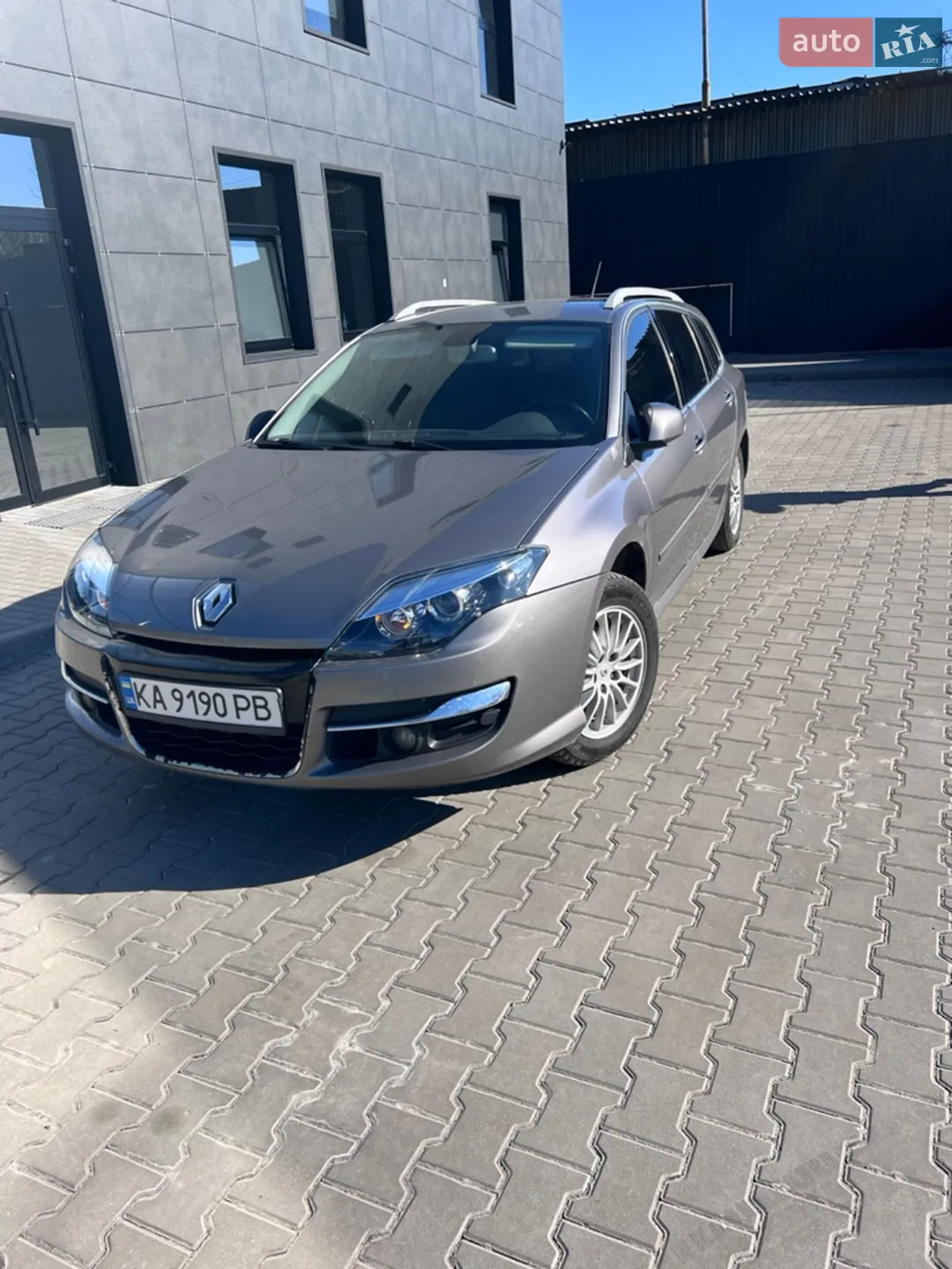 2011 Renault Laguna - фото 1