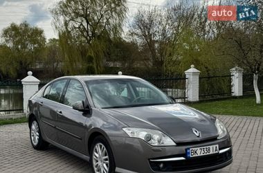 Лифтбек Renault Laguna 2009 в Остроге