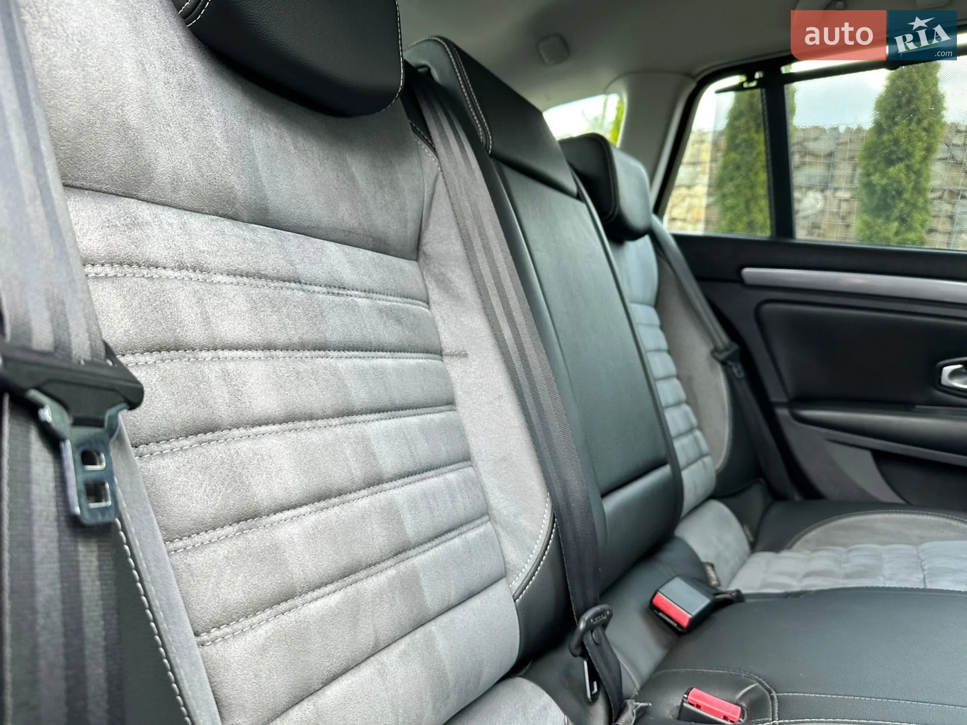 2011 Renault Laguna - мініатюра 114