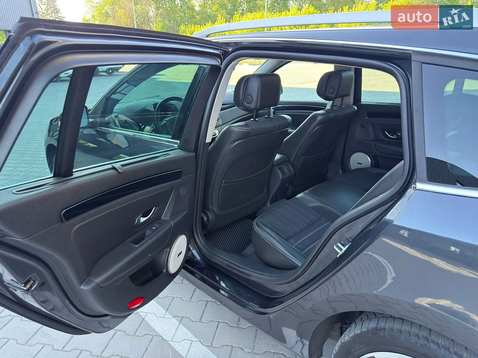2014 Renault Laguna - мініатюра 23