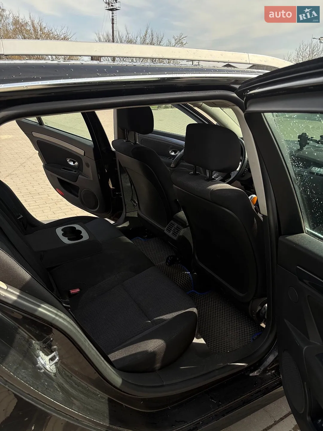 2010 Renault Laguna - мініатюра 23