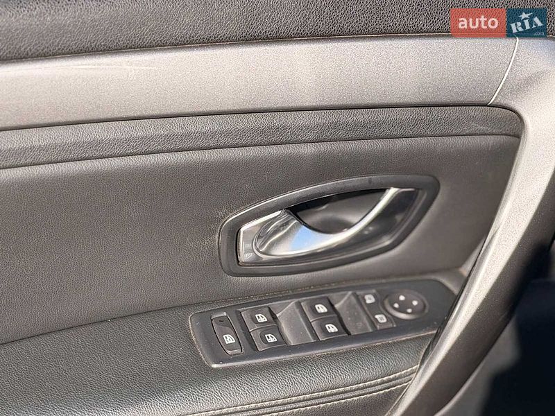 Универсал Renault Laguna 2011 в Киеве