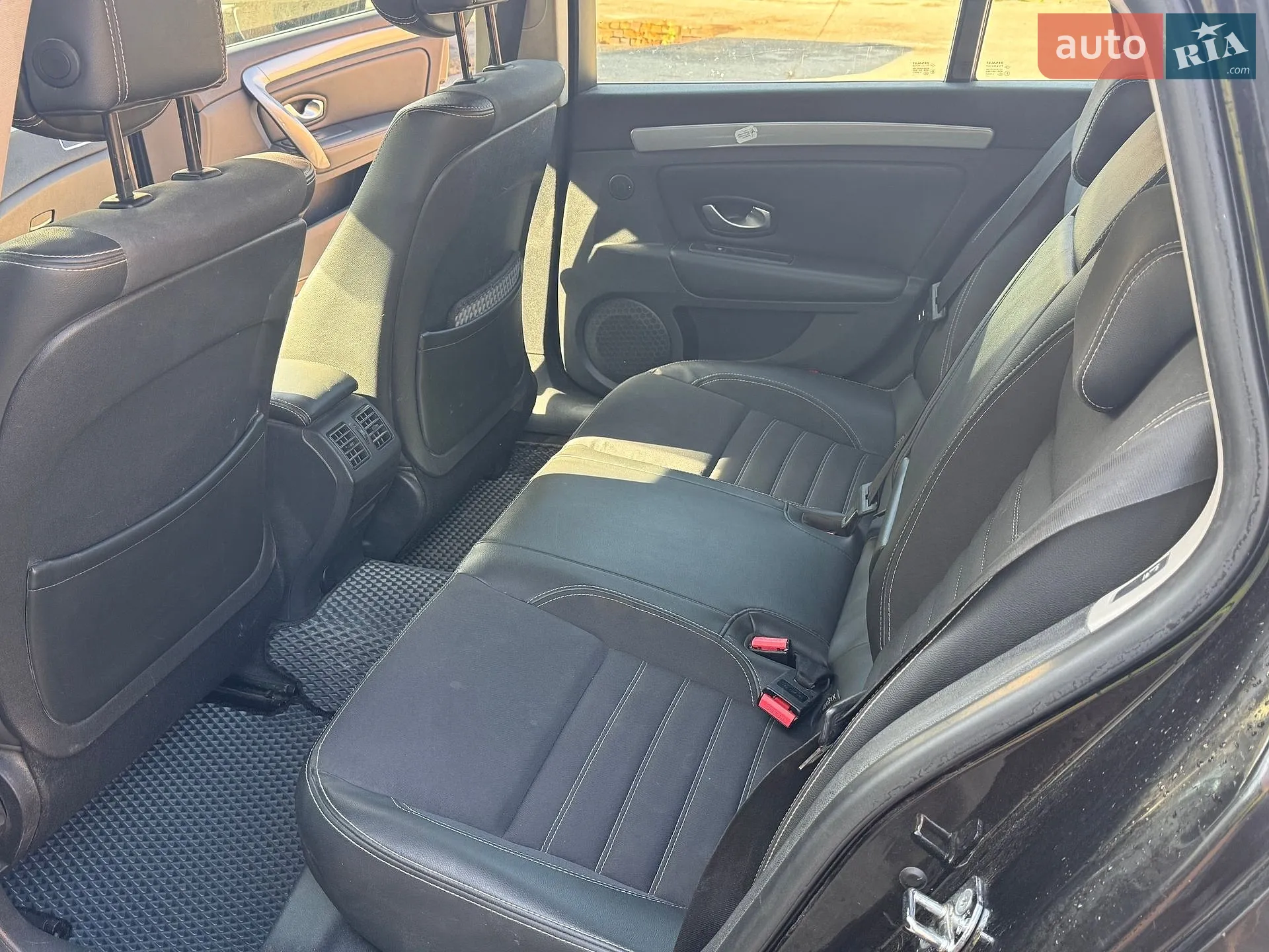 2012 Renault Laguna - мініатюра 14