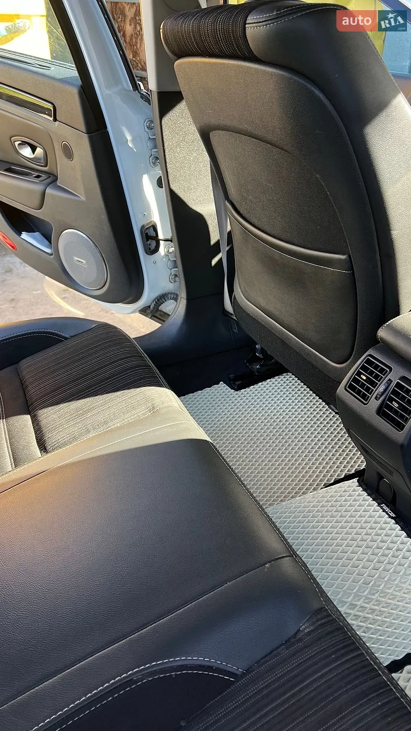 2013 Renault Laguna - мініатюра 25