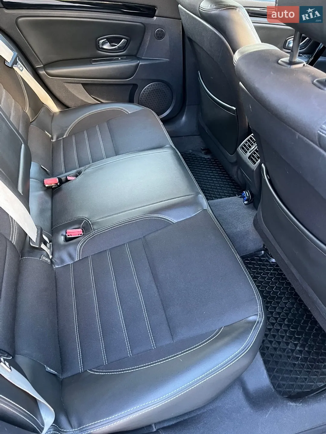 2012 Renault Laguna - мініатюра 12