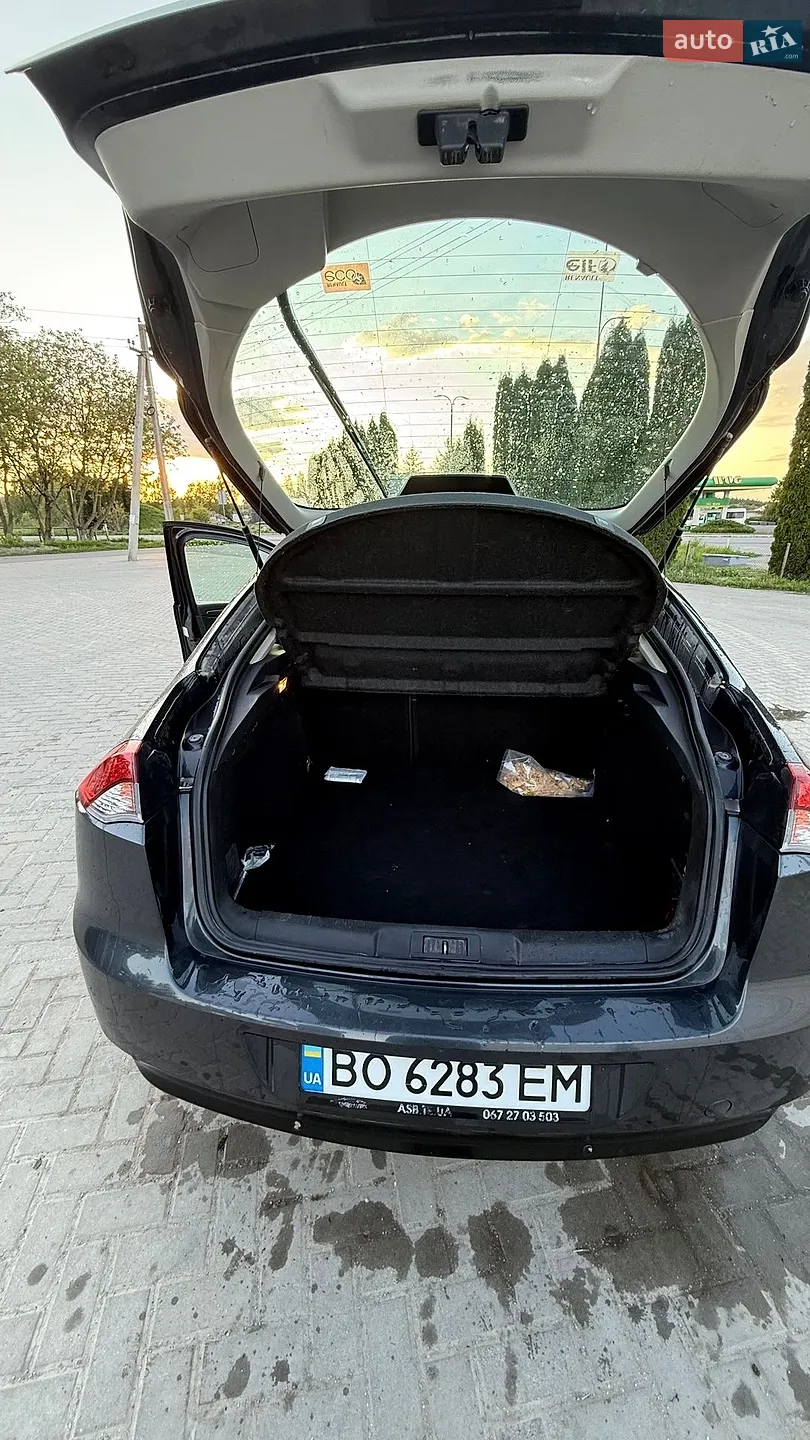 2010 Renault Laguna - мініатюра 12
