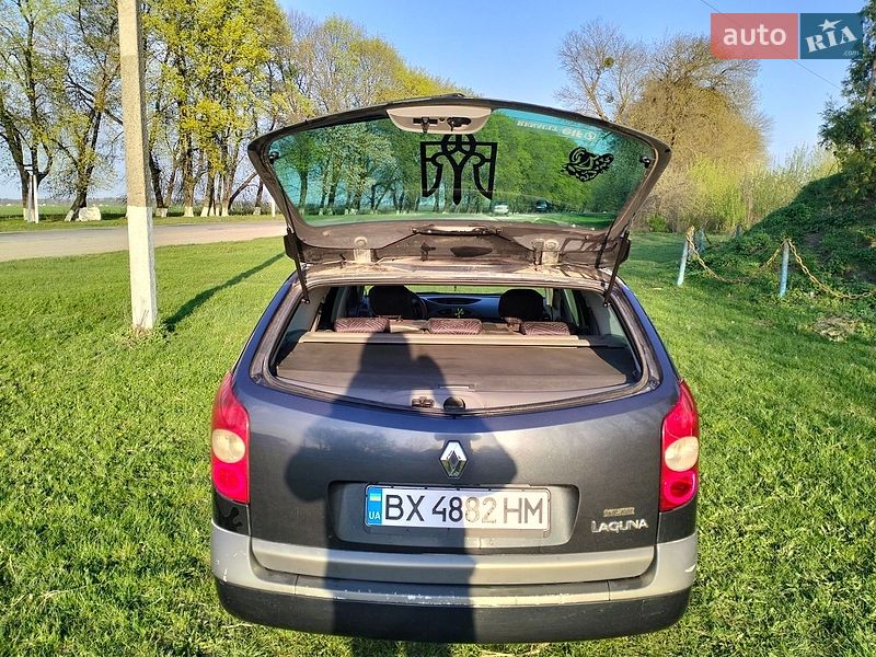 Універсал Renault Laguna 2002 в Дунаївцях