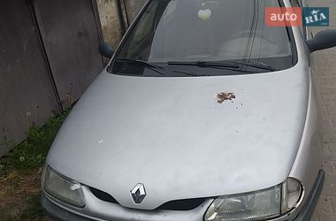 Лифтбек Renault Laguna 1995 в Львове