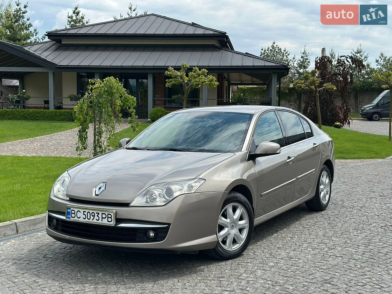 2010 Renault Laguna - мініатюра 49