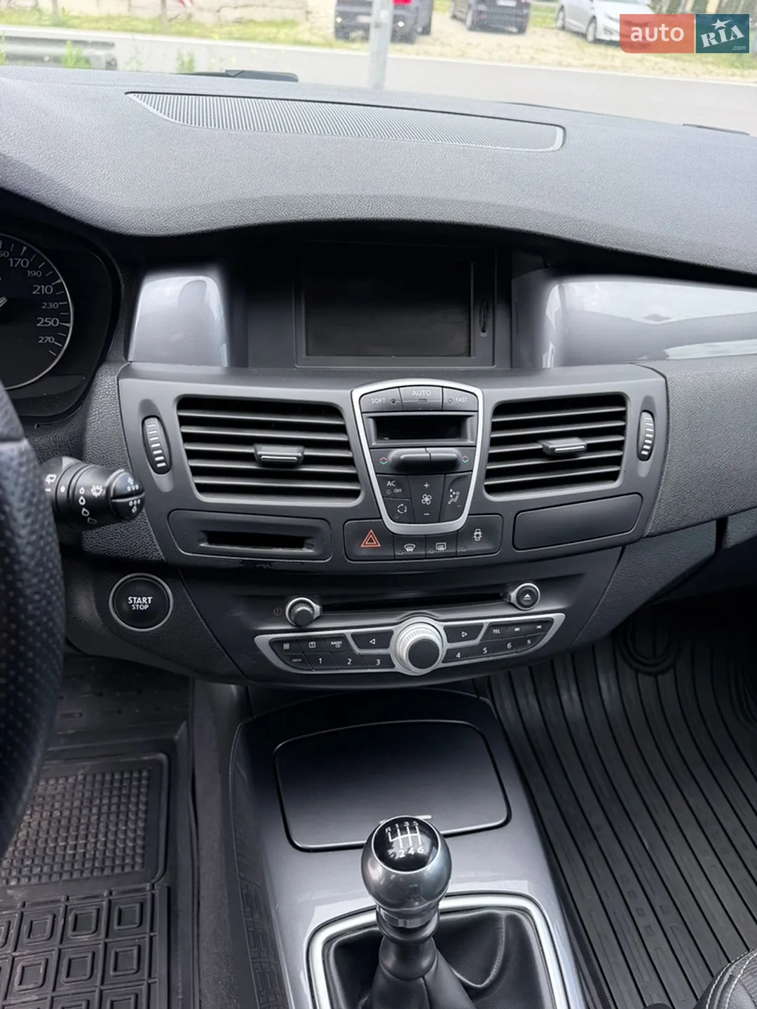 2010 Renault Laguna - мініатюра 22