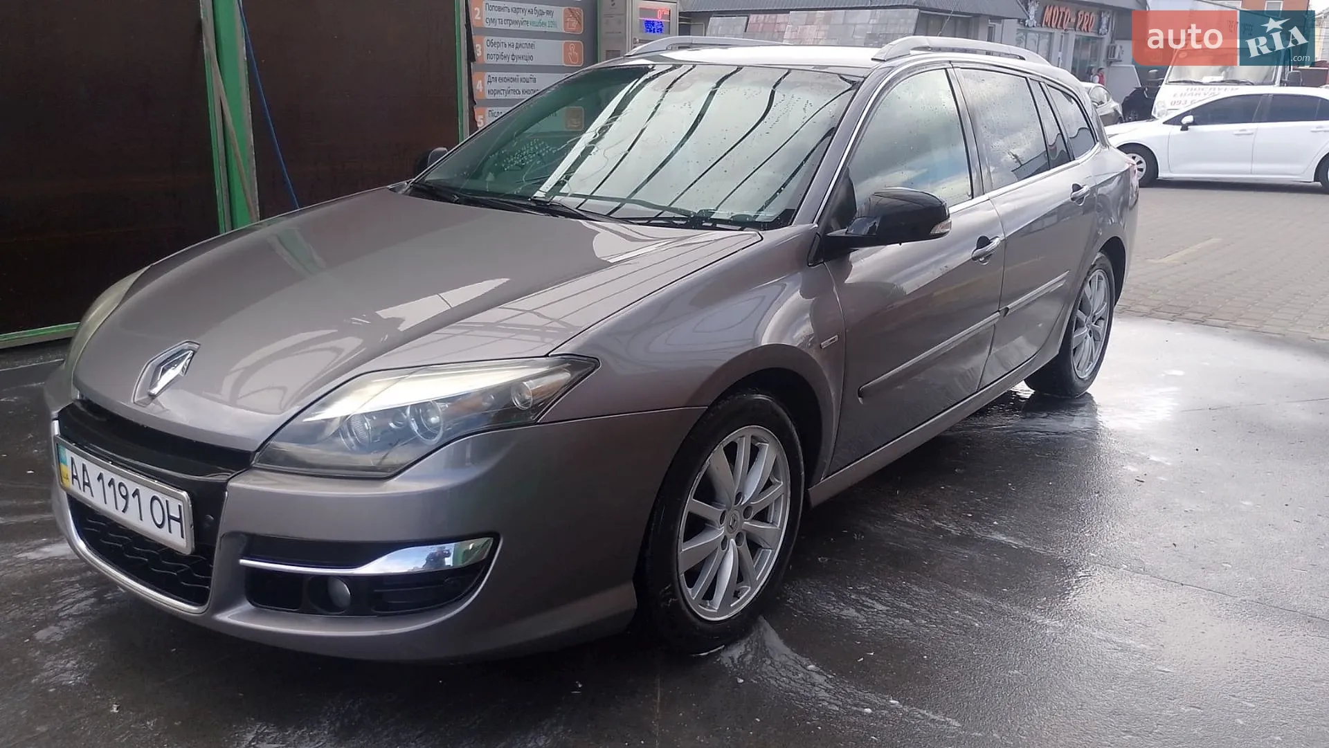 2012 Renault Laguna - фото 1