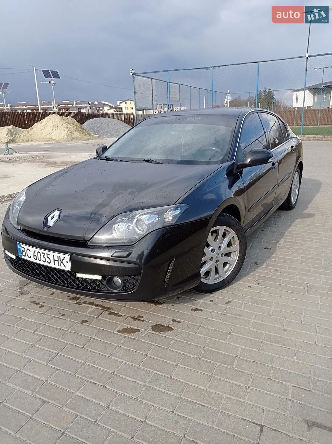 2010 Renault Laguna - фото 1