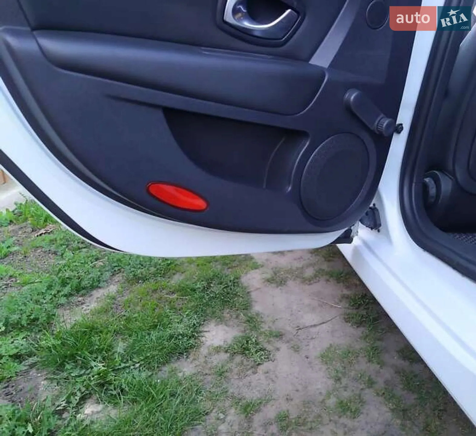 2011 Renault Laguna - мініатюра 23