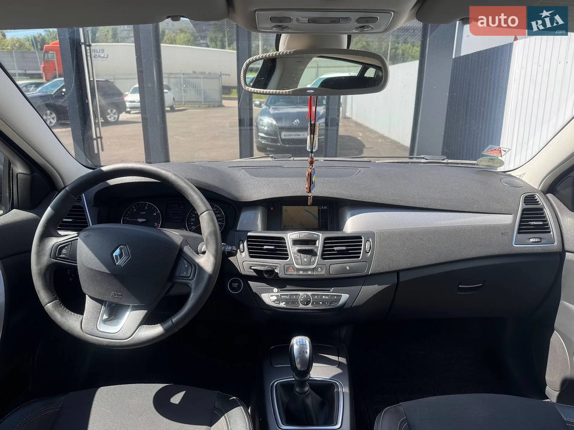2011 Renault Laguna - мініатюра 15