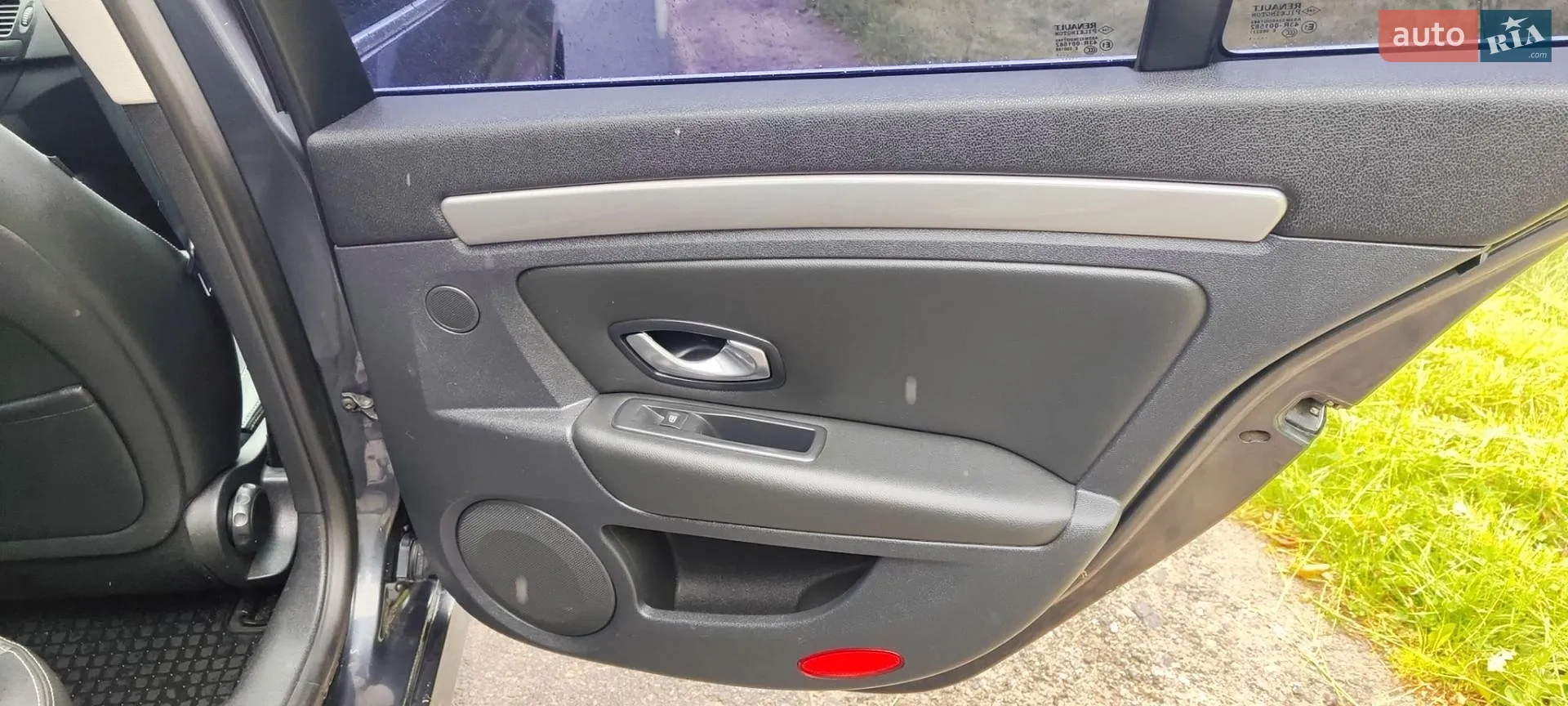 2012 Renault Laguna - мініатюра 17