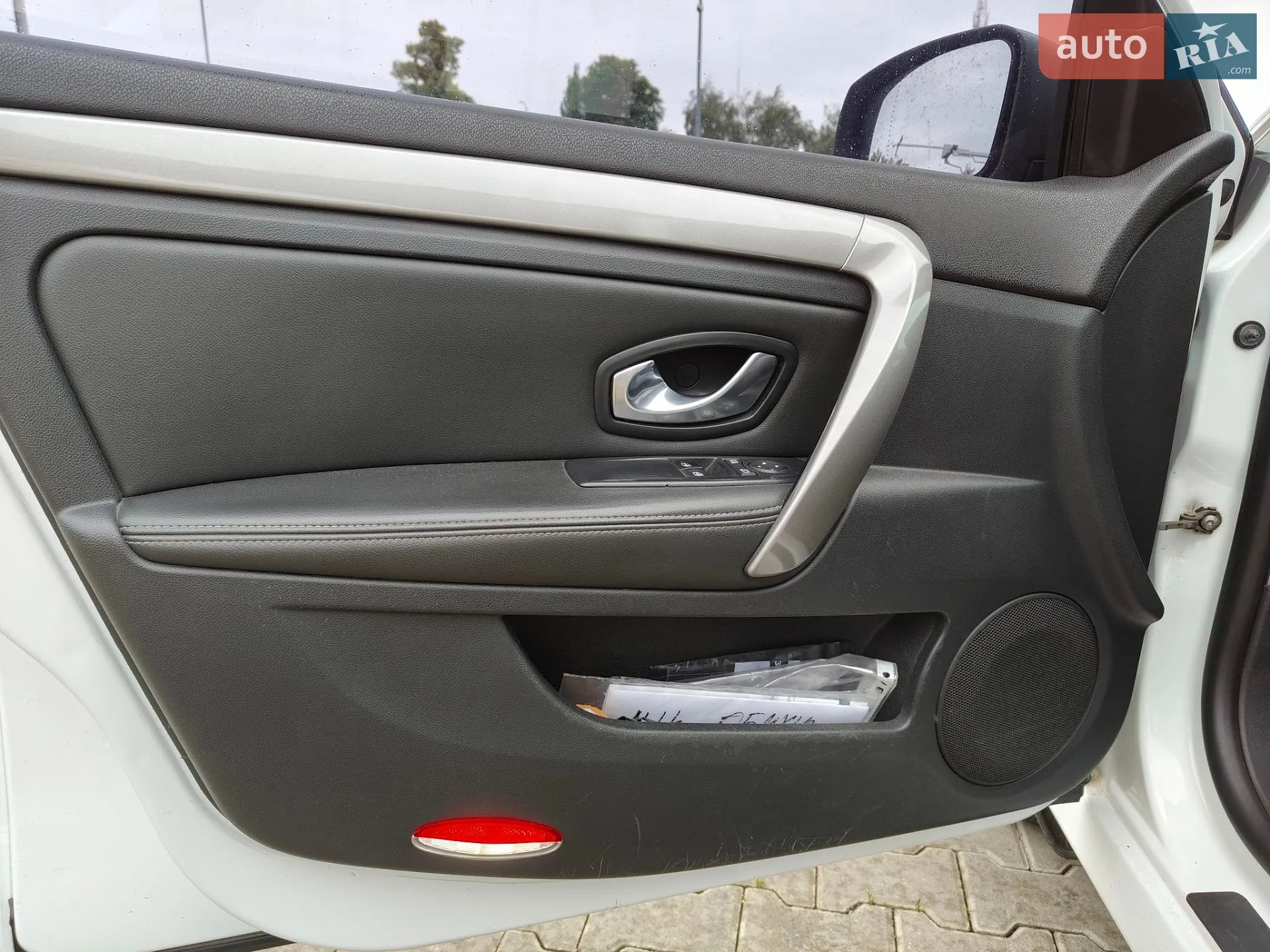 2012 Renault Laguna - мініатюра 17