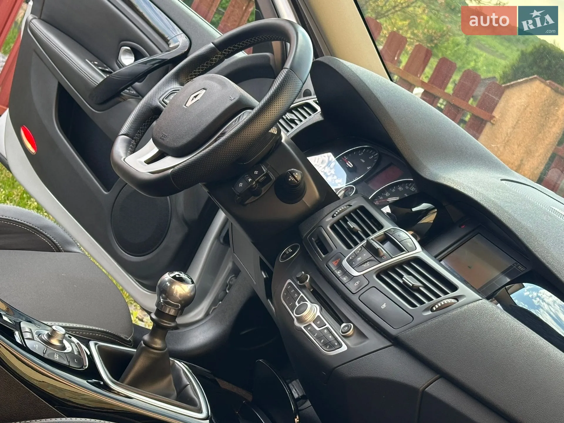 2011 Renault Laguna - мініатюра 55