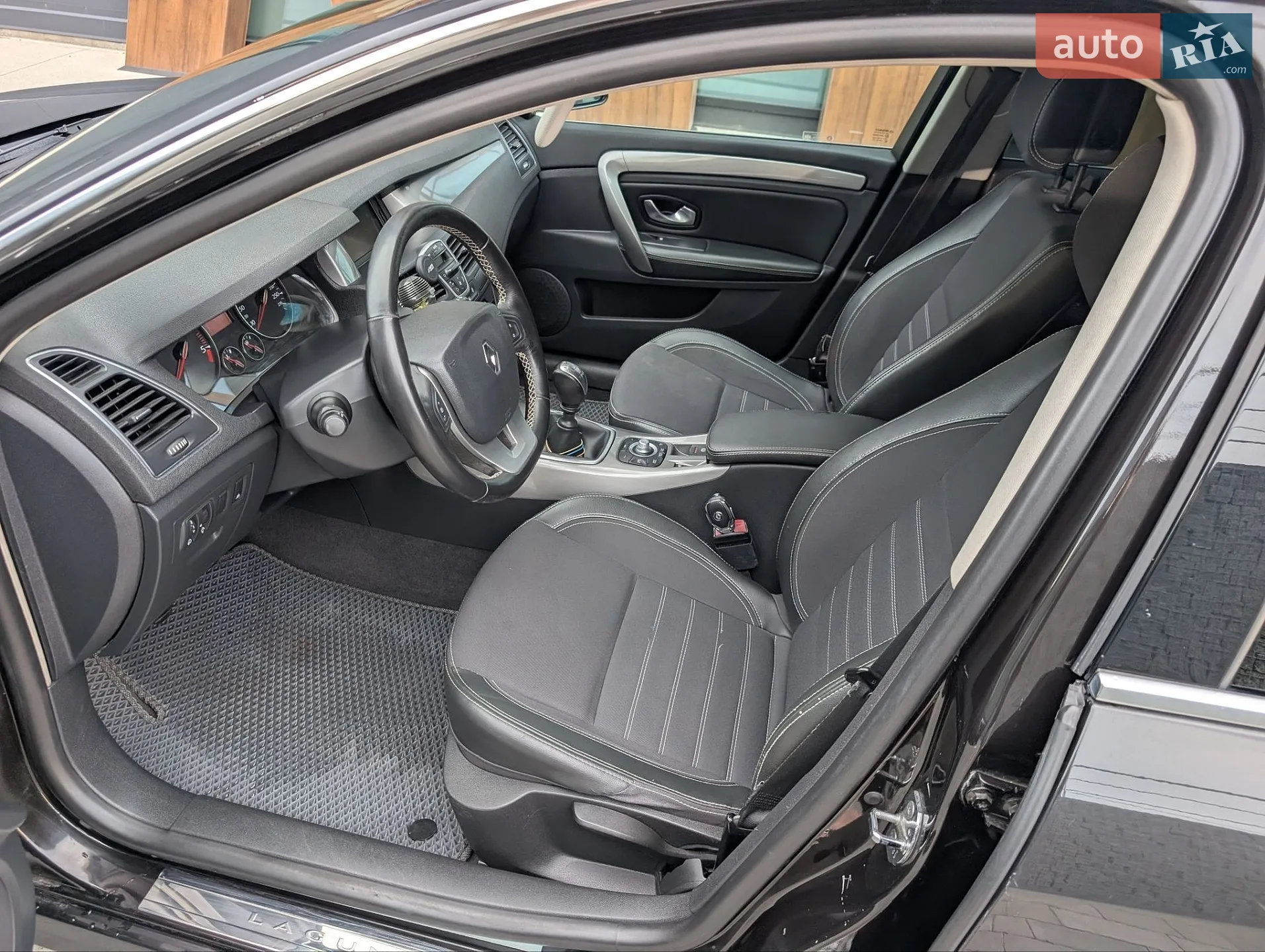 2011 Renault Laguna - мініатюра 26