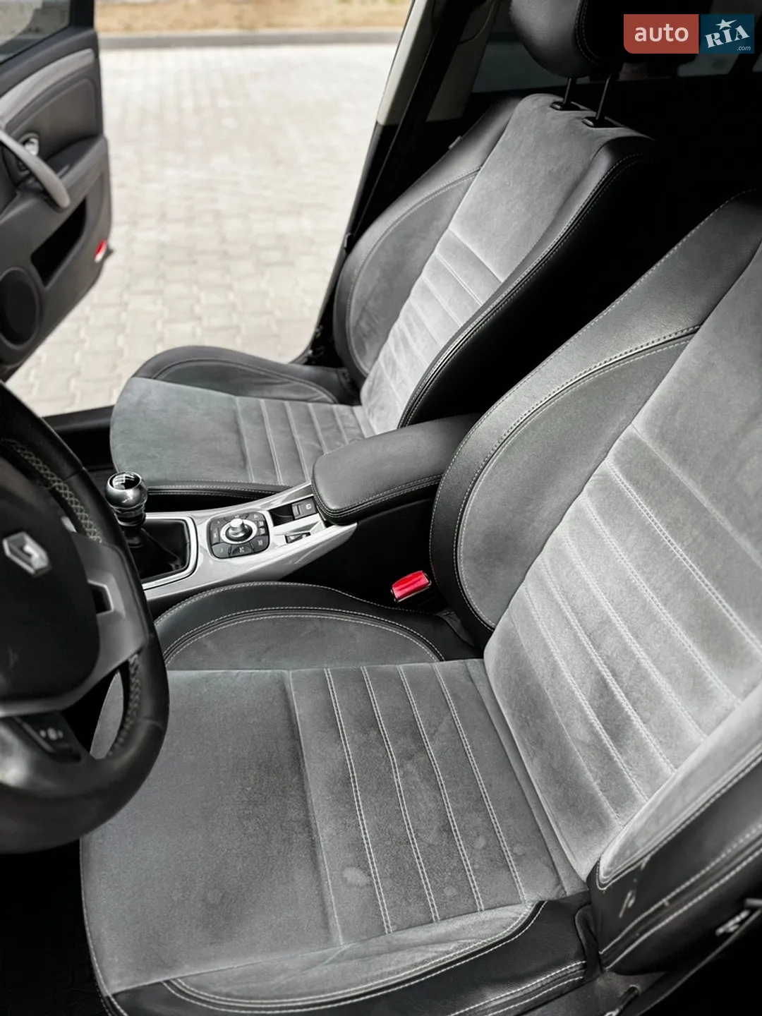 2011 Renault Laguna - мініатюра 21