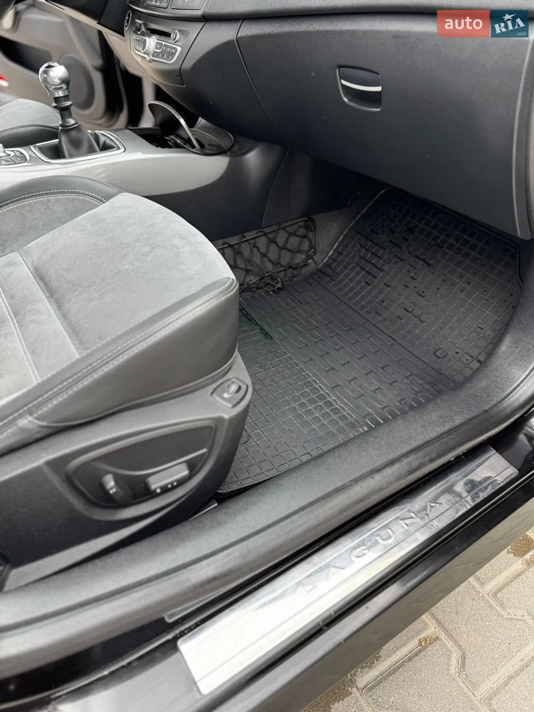 2011 Renault Laguna - мініатюра 24