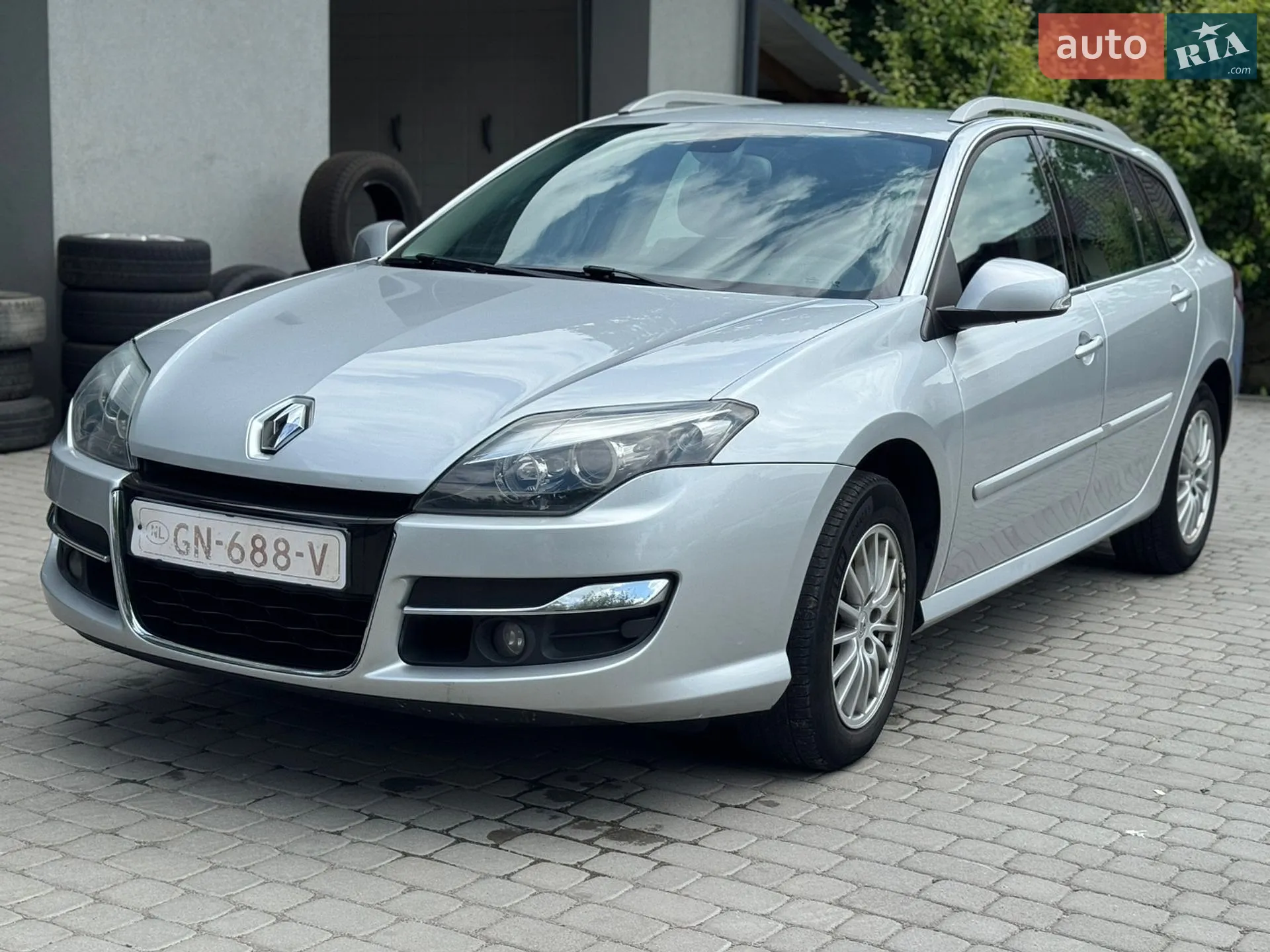 2011 Renault Laguna - мініатюра 2
