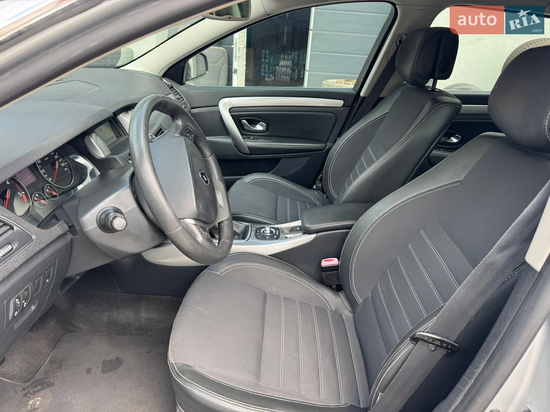 2011 Renault Laguna - мініатюра 16