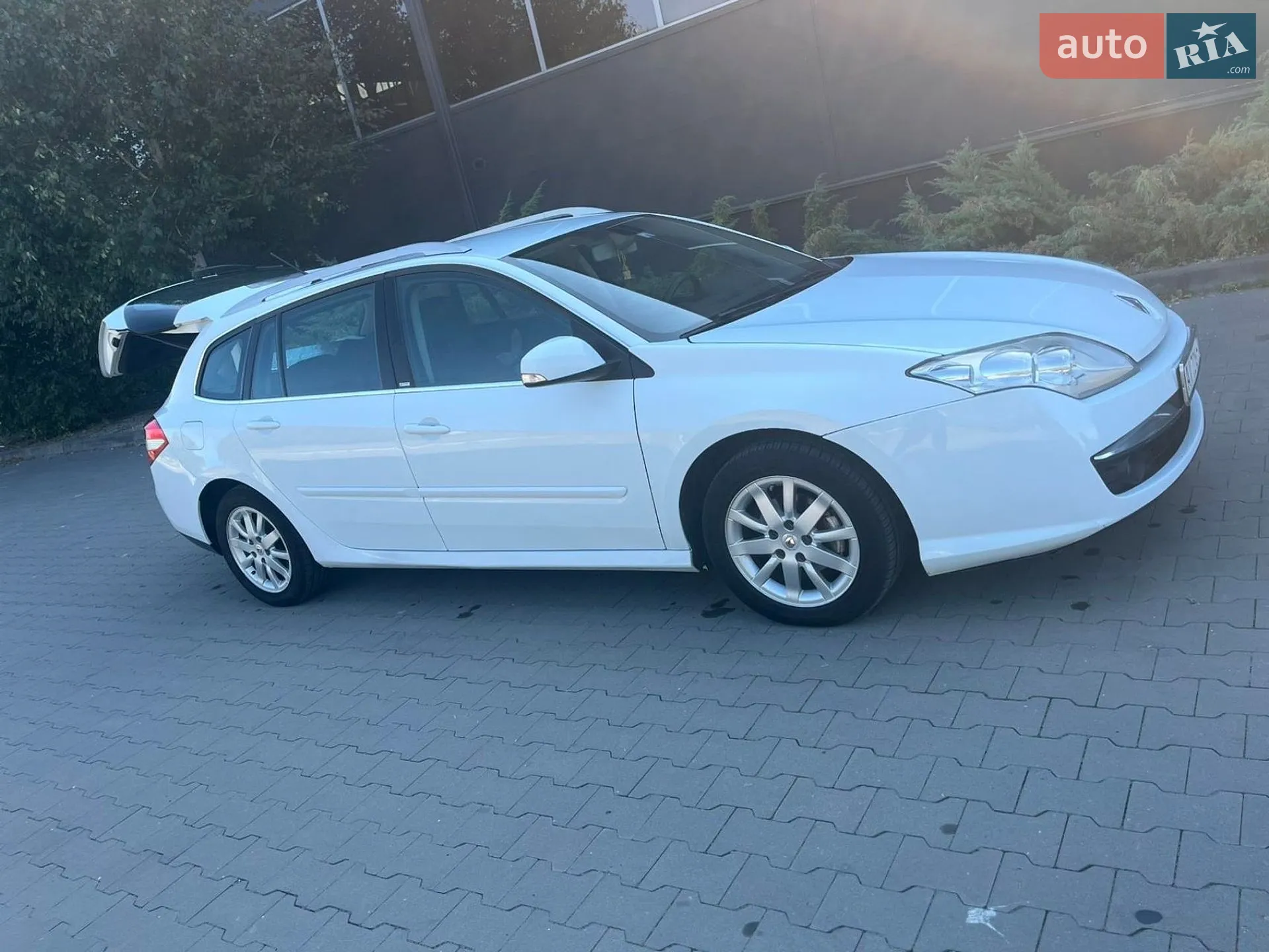 2010 Renault Laguna - мініатюра 23