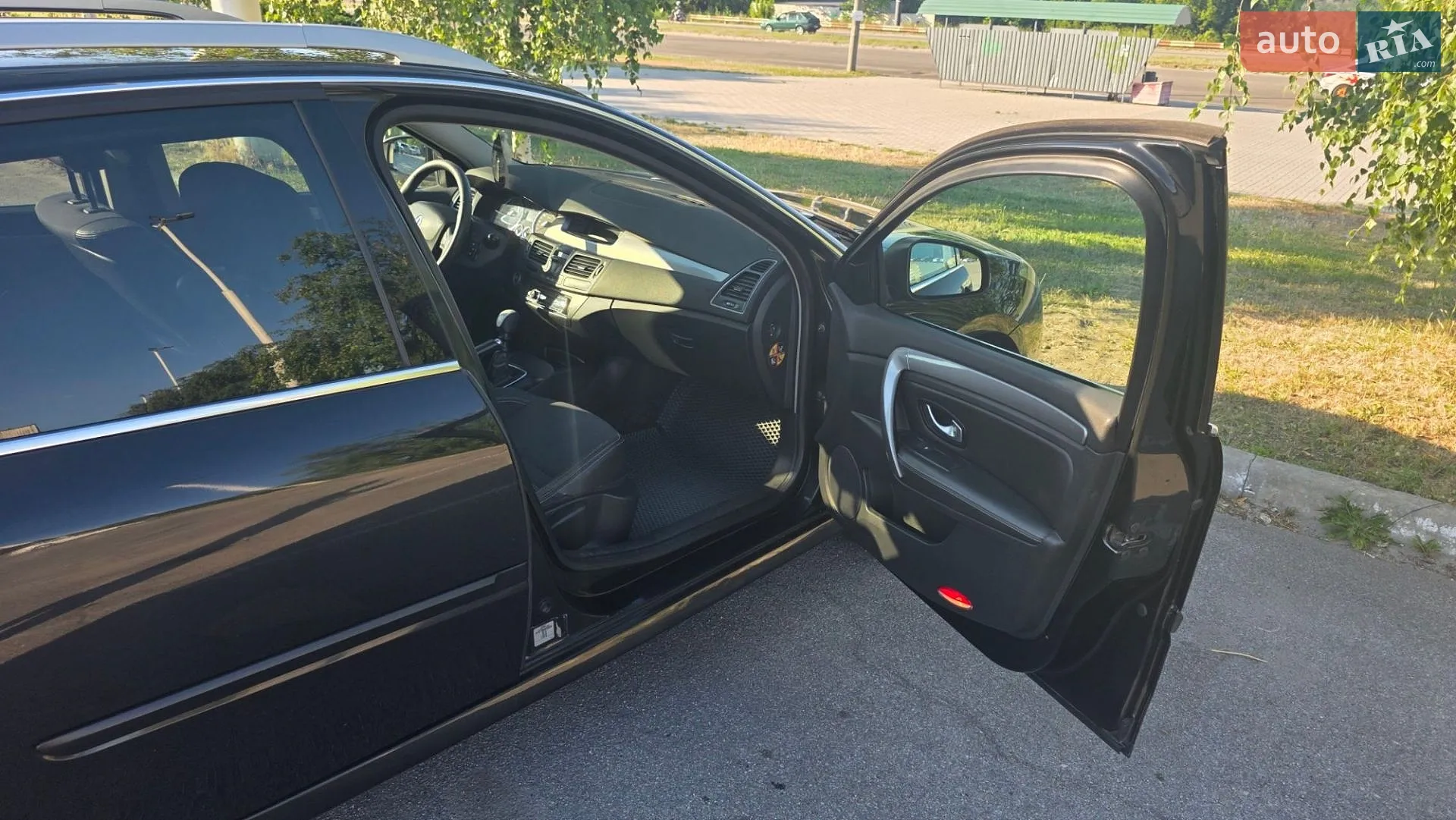 2011 Renault Laguna - мініатюра 12