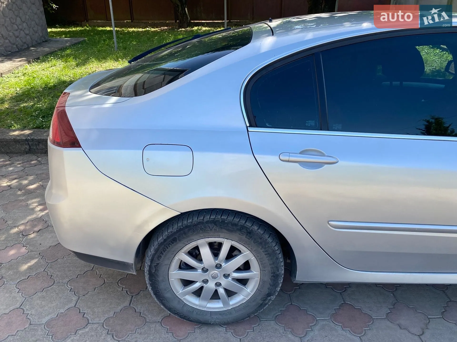 2011 Renault Laguna - мініатюра 10
