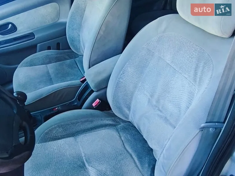 Renault Laguna 2001 VIN VF1B5640E23452203 фото оголошення 9 з 49