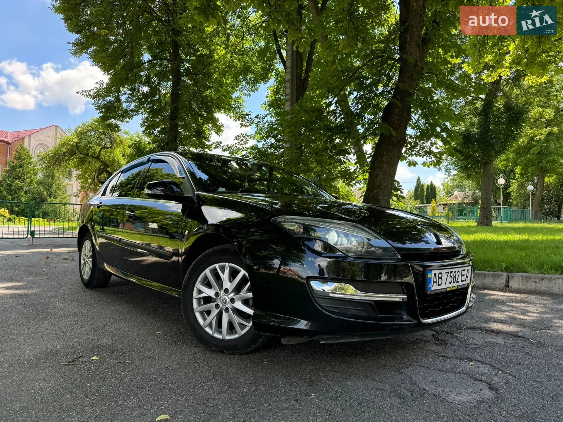 2015 Renault Laguna - мініатюра 4