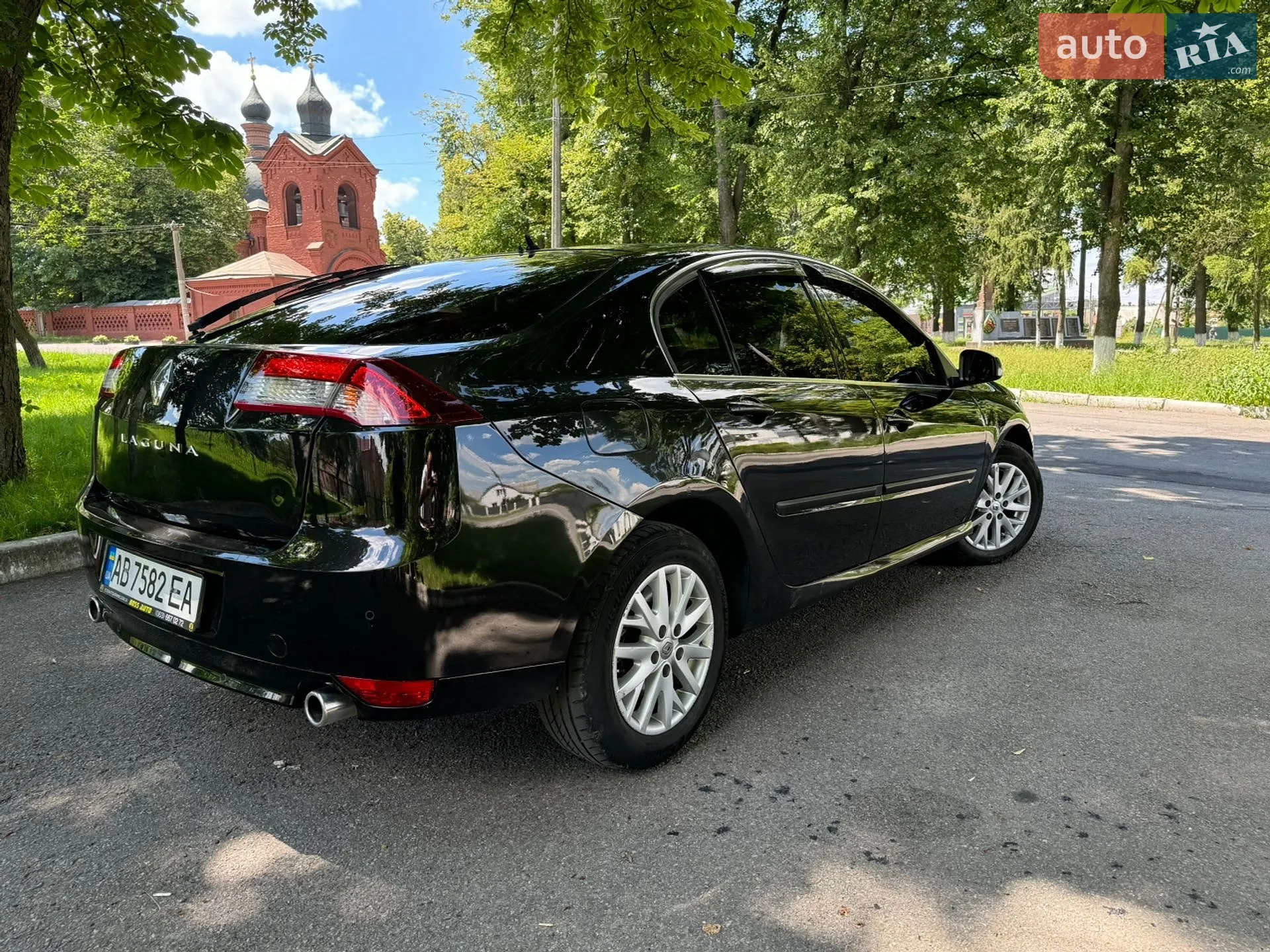 2015 Renault Laguna - мініатюра 16