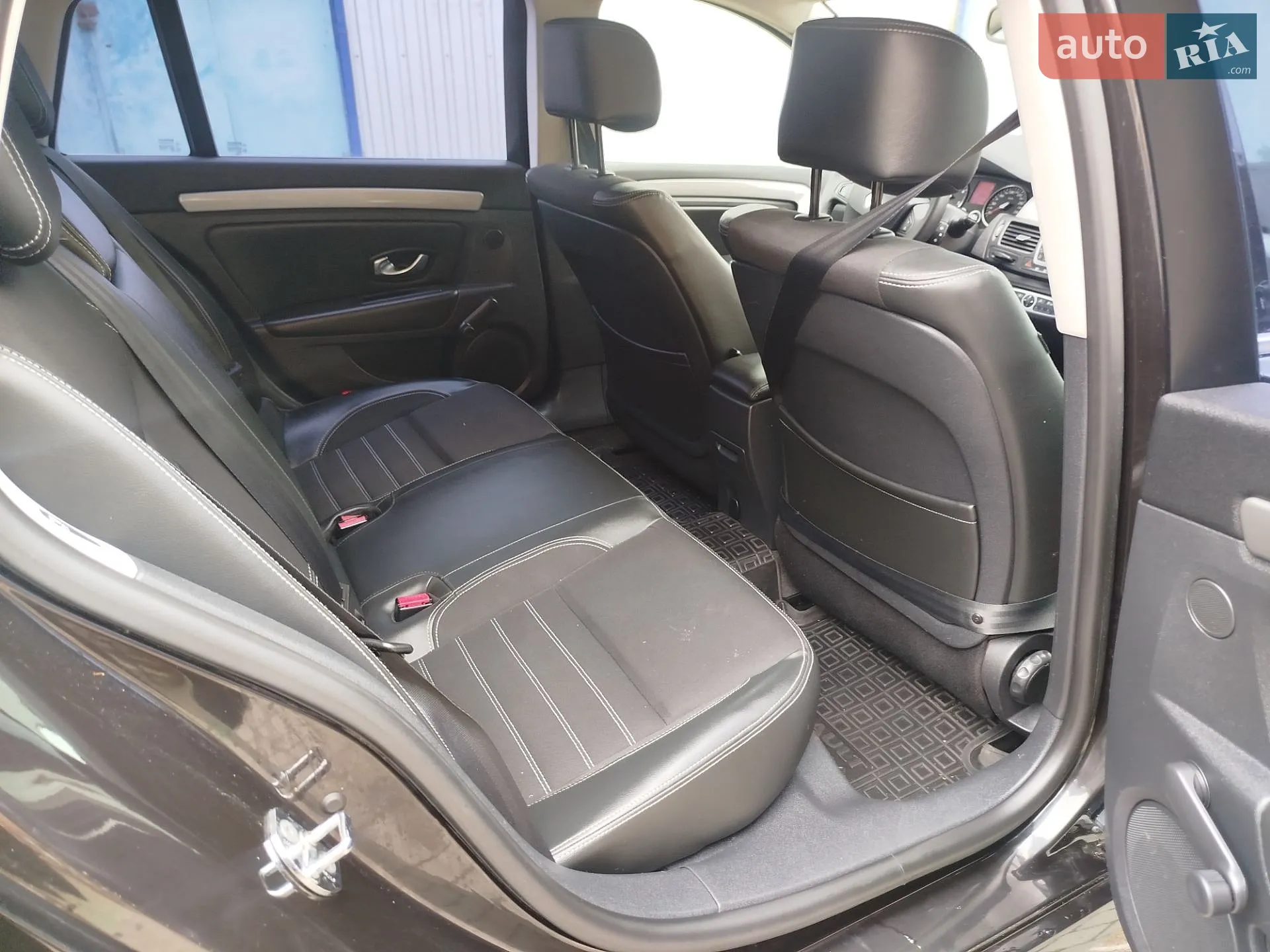 2012 Renault Laguna - мініатюра 26