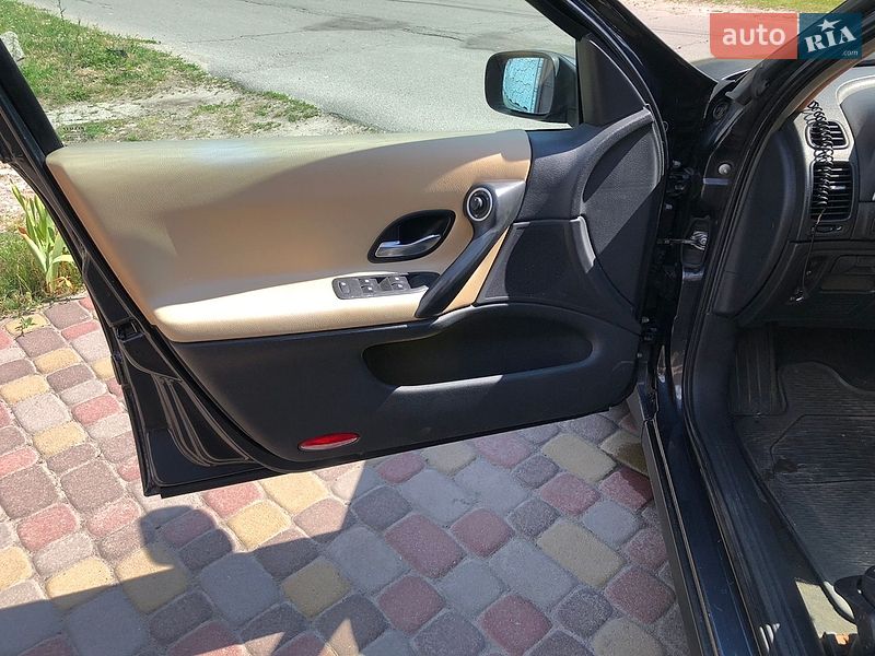 Лифтбек Renault Laguna 2006 в Лубнах